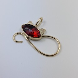Pendentif Le Chat R'mione® or 750 millièmes et Grenat de Perpignan