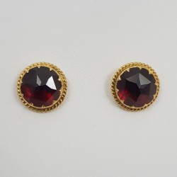 Boucles d'oreilles or 750 millièmes Grenat de Perpignan ronds